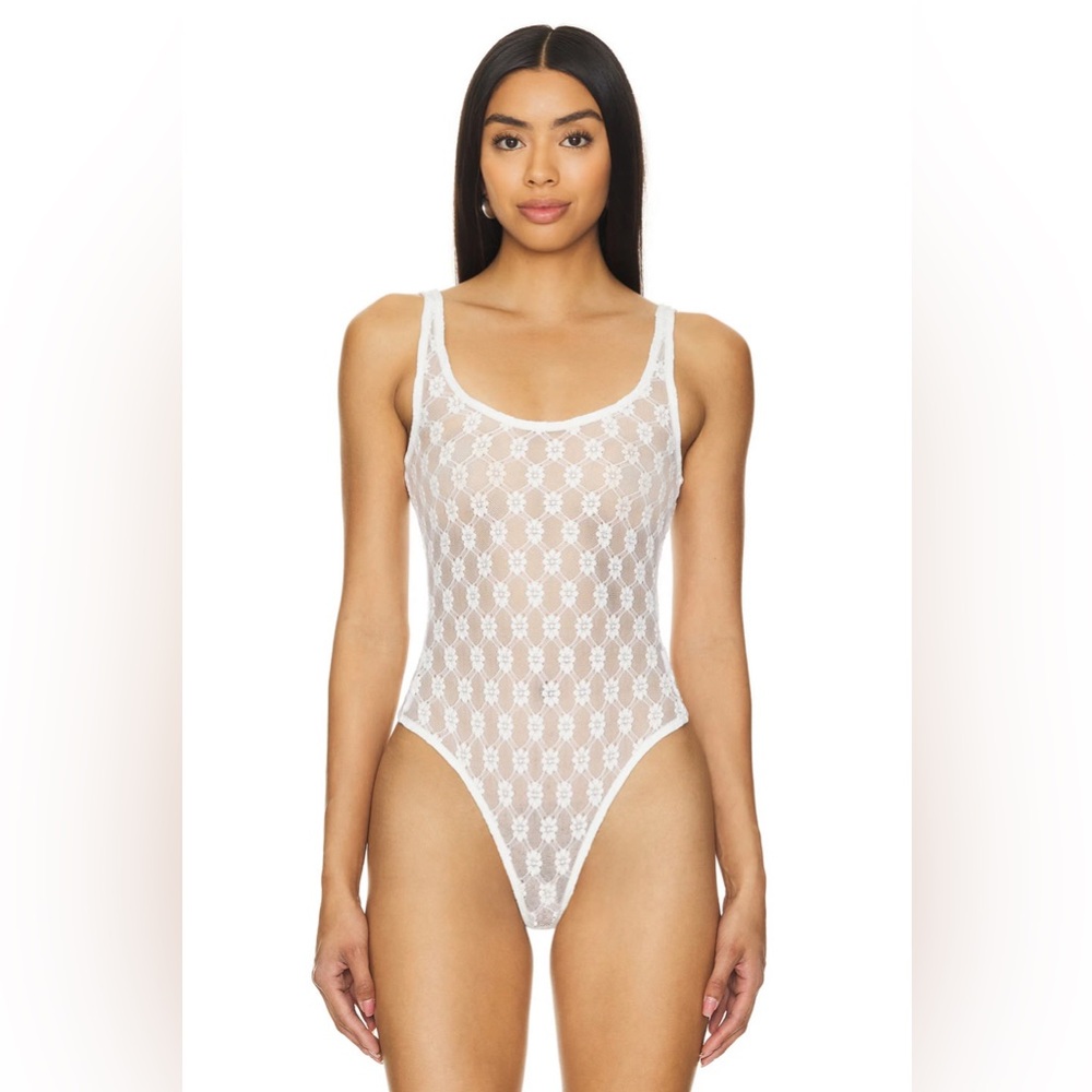 Bardot Adoni Bodysuit - Picture 4 of 11